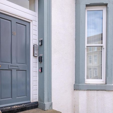 Whitby Heightsアパートメント エクステリア 写真